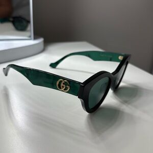 Gucci sunglasses